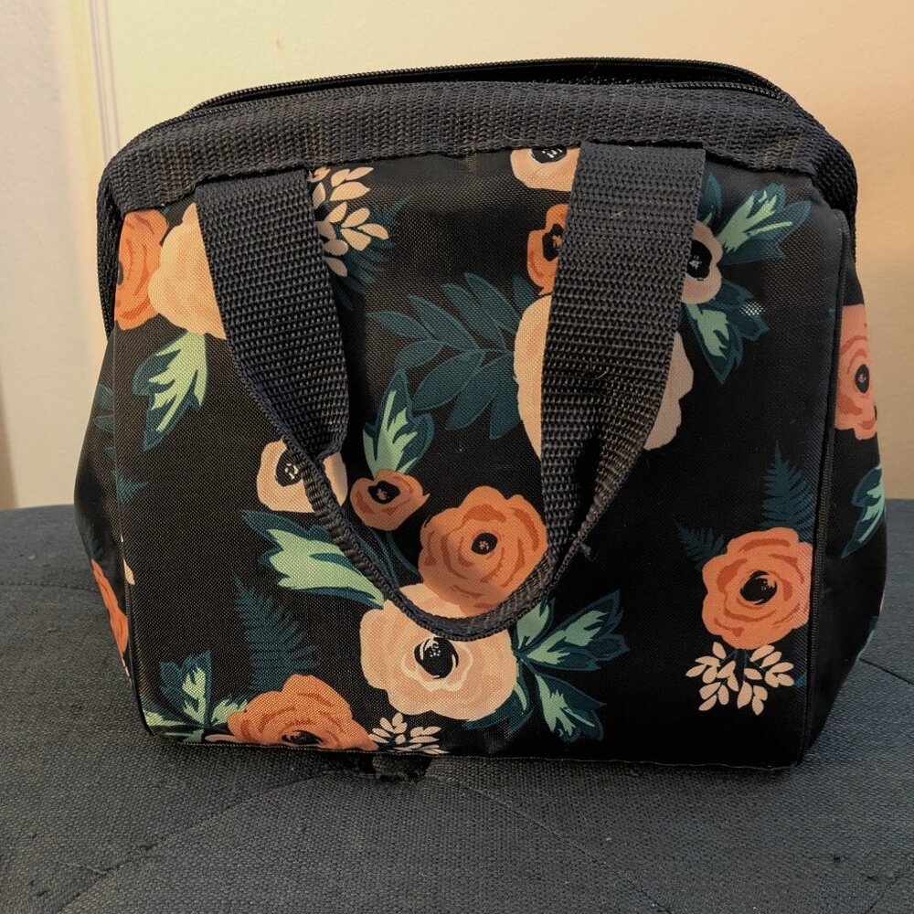 Insulated Lunch Tote